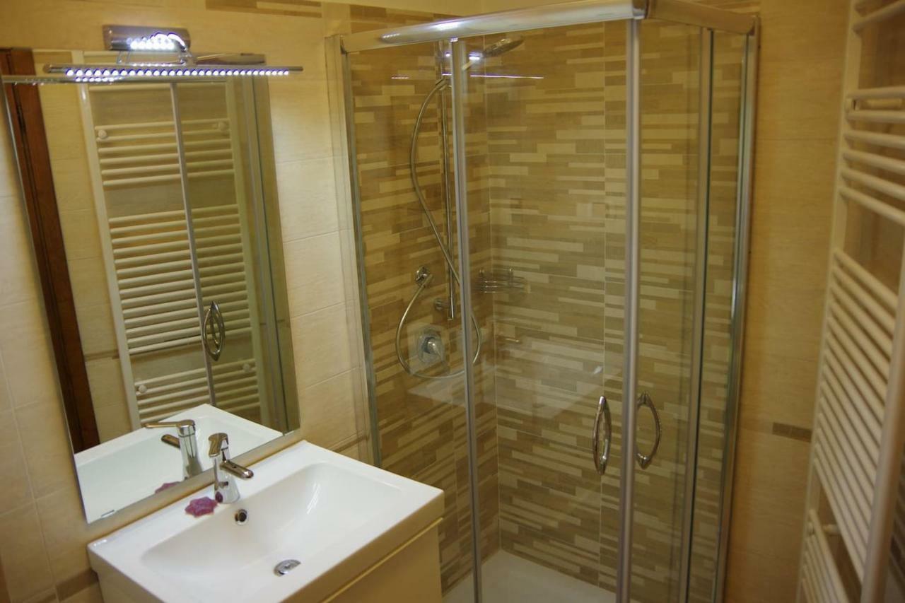 La Piccola Oasi Toscana Apartment Bagni di Lucca Luaran gambar